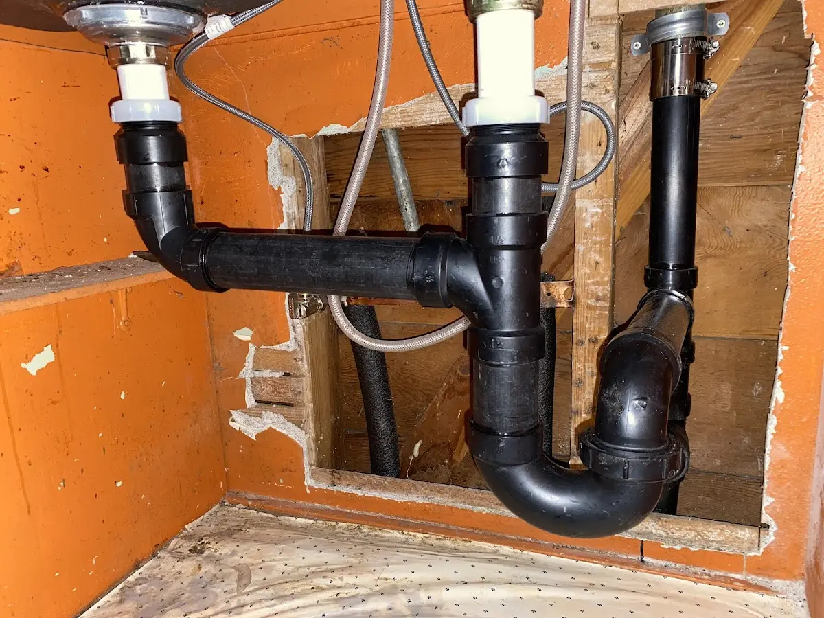 Professional Pipe Bursting equipment and tools on the job in Cooper